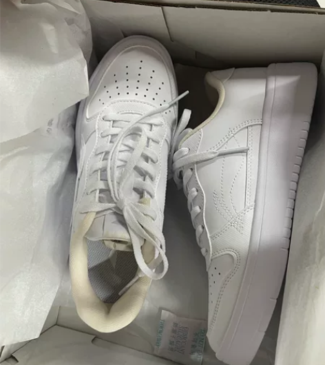 李宁小白鞋，朋友送的，没穿过 感兴趣的话点...