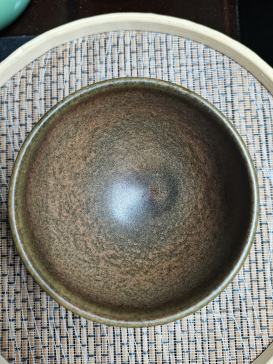 周丽柴烧，应该算手握或者高敛口。8.7高6...
