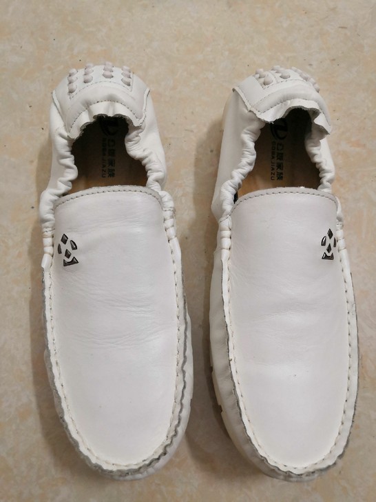 头层皮豆豆鞋、小白鞋、懒人鞋