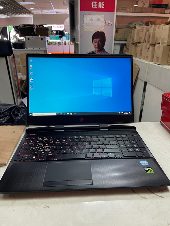 惠普OMEN暗夜精灵 laptop 15-...