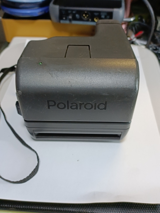 宝丽来拍立得636相机，成色如图没有相纸电...