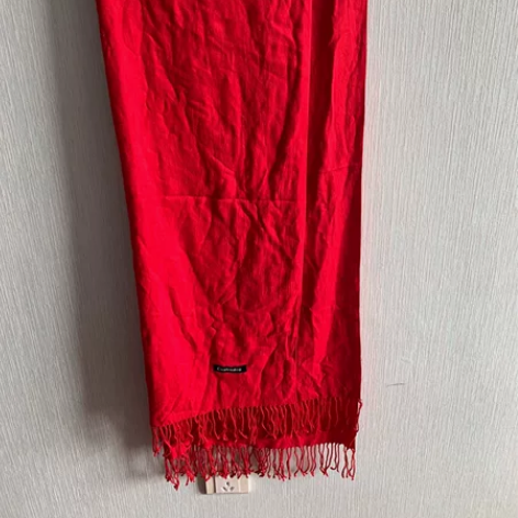 全新羊毛围巾 感兴趣的话点“我想要”和我私...