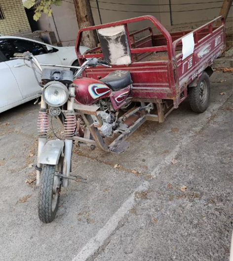 宗申三轮摩托，150发动机，专卖店买的有手...