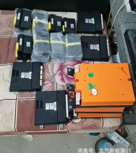EC180或200普莱德动力电池内部配件，...