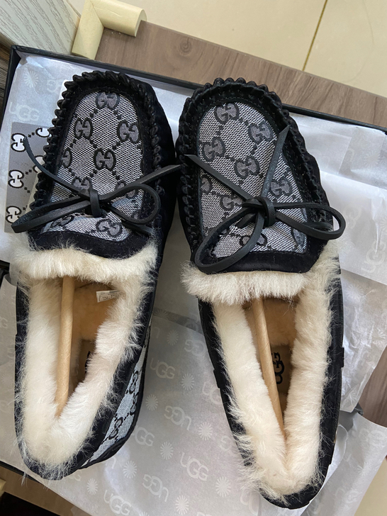 UGG豆豆鞋 羊皮毛一体 尺码 37 38...