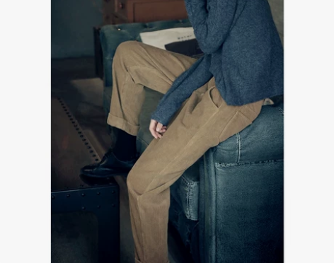 独上织造 温暖复古灯芯绒 显瘦立体剪裁 秋...