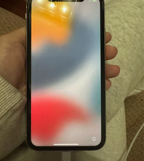 出 白色苹果11 128g 电量76 边框...