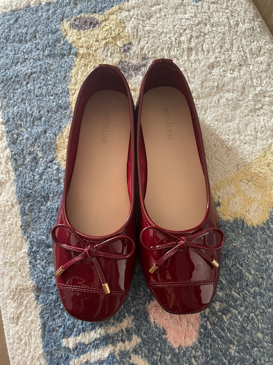 西遇平底小红鞋单鞋37码数 非全新穿过的