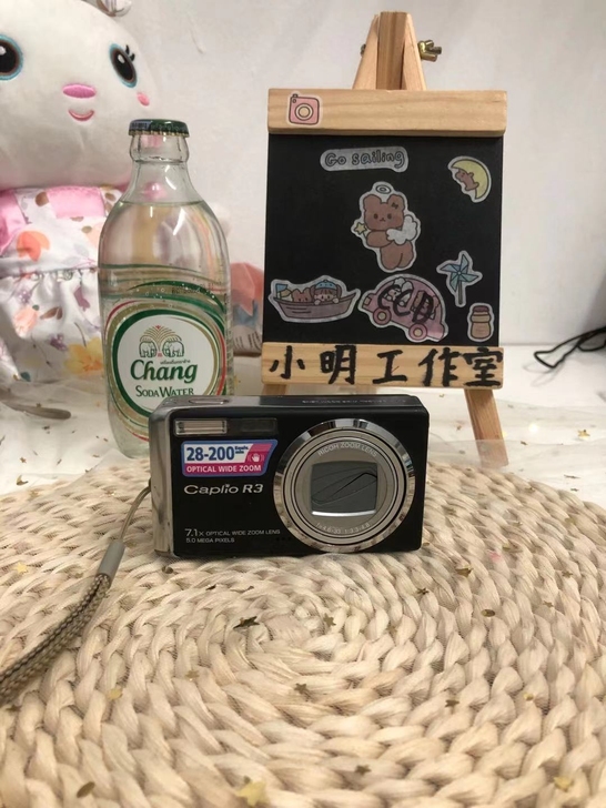 理光R3 功能正常（屏幕有小瑕疵不影响像素）