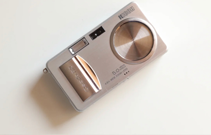 理光r2闲置的用不到的数码老相机ccd