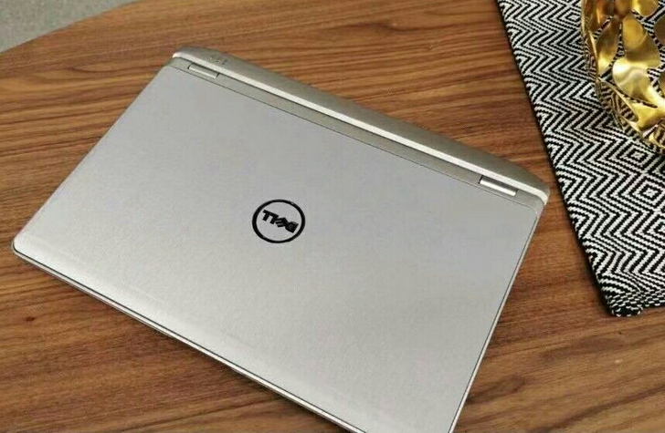 自用i7戴尔笔记本电脑超薄8G运行256G...