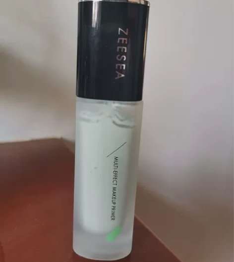 滋色隔离绿色 今年买的 用量如图 一旦售出...