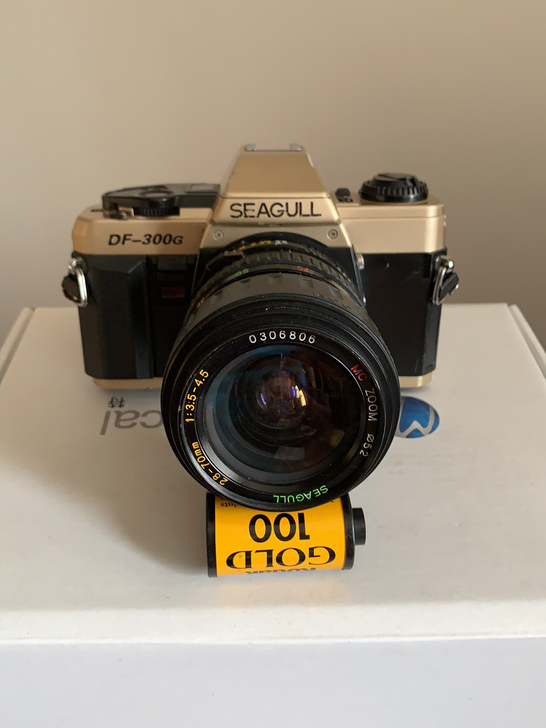 海鸥Df-300G型135胶片单反相机。实...