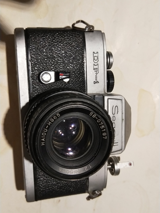 再出一台海鸥DF一1代5oF2鏡头成色一般...