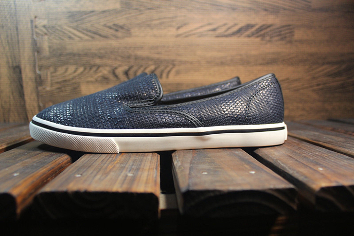 外援出口欧洲女子春季透气帆布鞋休闲鞋大码特...