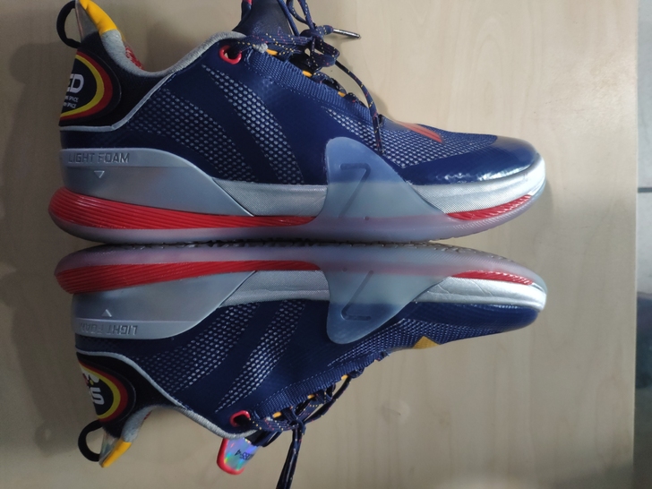 李宁闪击7藏青色 号码见图 实战一次 踩马...