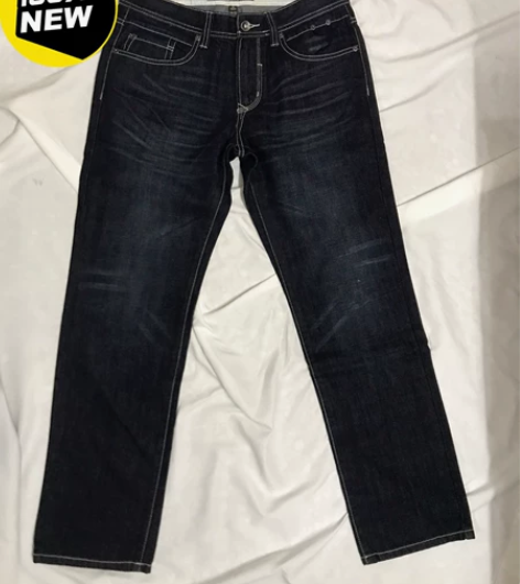 班尼路_SK男装直脚牛仔裤～29码 C.D...