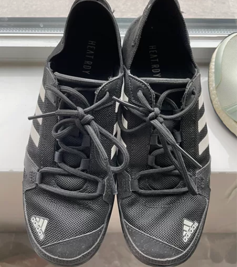 阿迪夏季运动鞋 鞋底透气网眼男士42码保真...