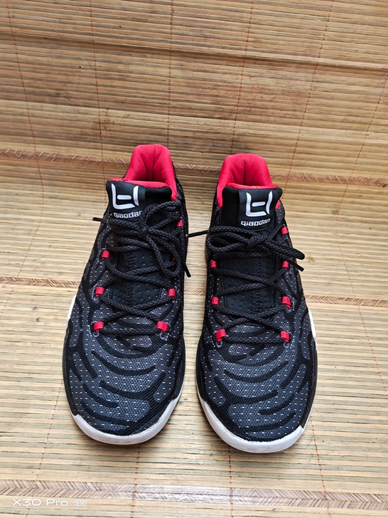 乔丹 42码 运动鞋