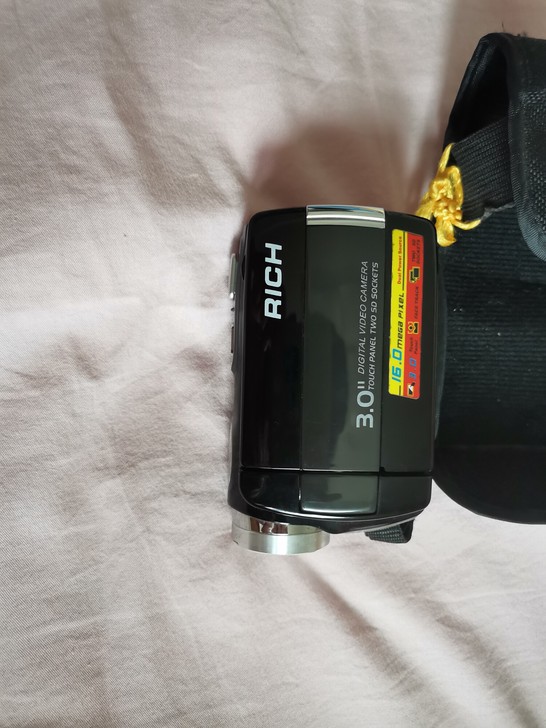 相机摄像机，可旋转，9新，低价出，不议价。