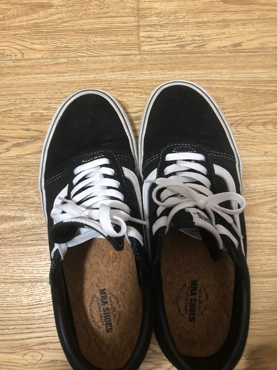 正版vans 42码