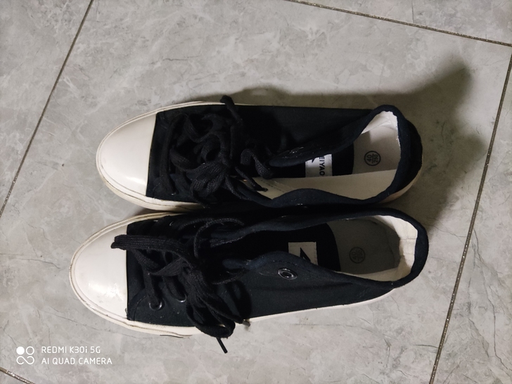 飞跃黑色高帮帆布鞋40码