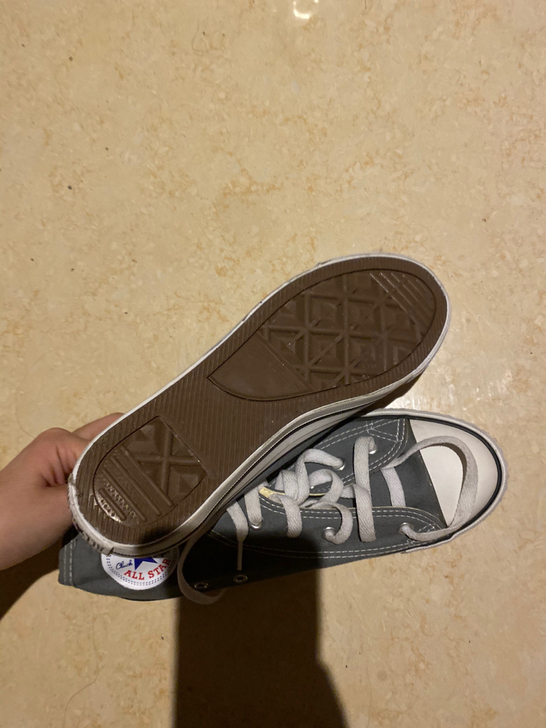 匡威帆布鞋高帮 40码 全新未穿过