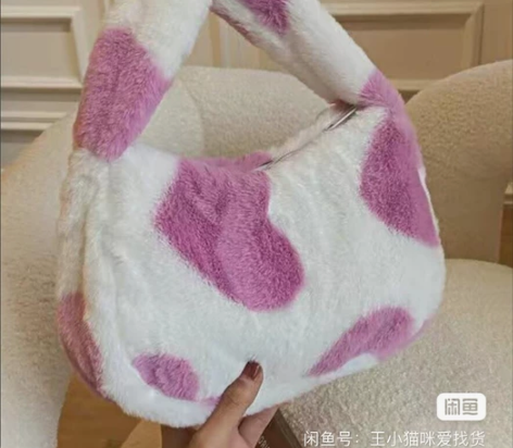网红爱心毛绒包包可爱百搭手提包软糯少女手拎...