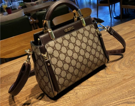 闲置包女2022新款简约时尚单肩小方包百搭...