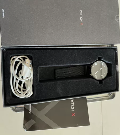 联想 Watch X 智能手表，米兰尼斯款...