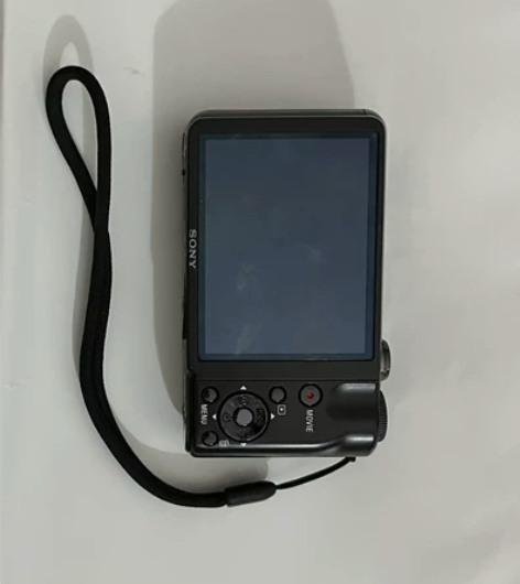 有三台索尼，不想玩了，所以打算全部出掉 索...