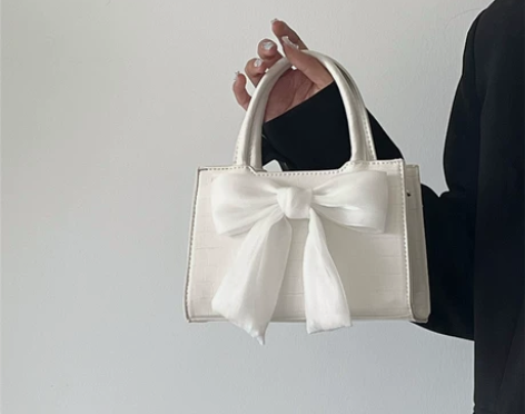 小众甜心少女包包女2022新款质感百搭蝴蝶...