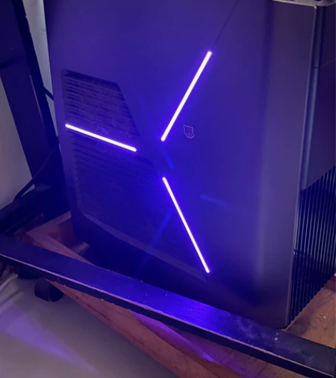 实体店购买 外星人R6 上班了不玩了 找个...