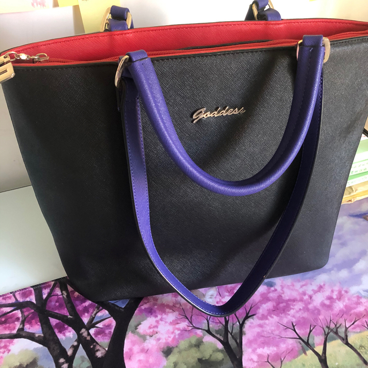 GODDESS 女包，搁置了低价转卖，几乎...