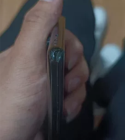 小米mix4功能全好，左上角有缺边，左上角...
