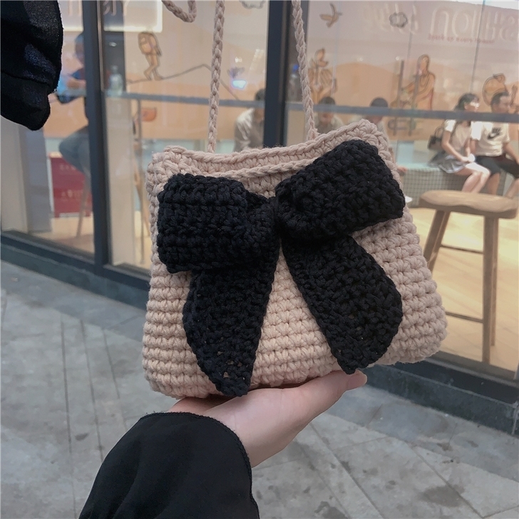 钩针钩织大蝴蝶结束口袋