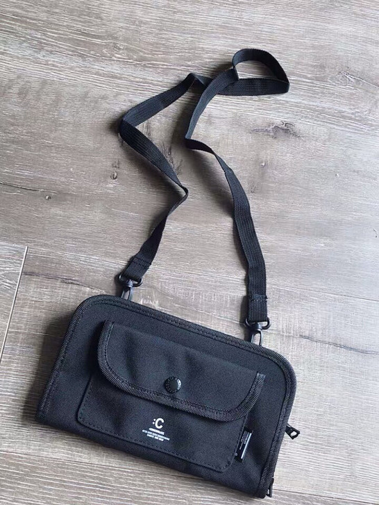 CHOCOOLATE斜挎单肩手拿包/证件包...