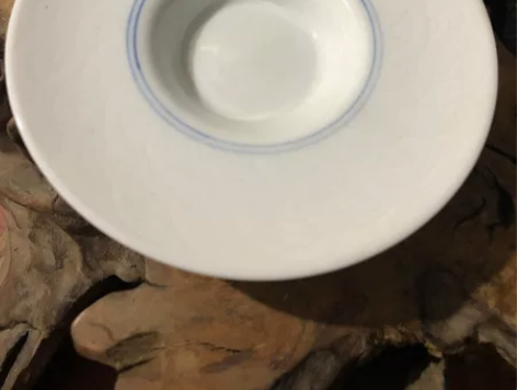 白釉青花瓷器刻海水纹盖碗底托全品，可以做杯...