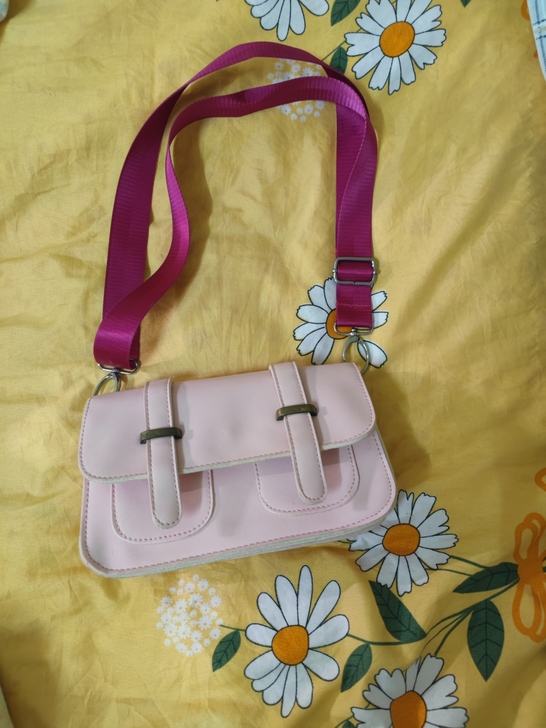 三个女士包，一共40元