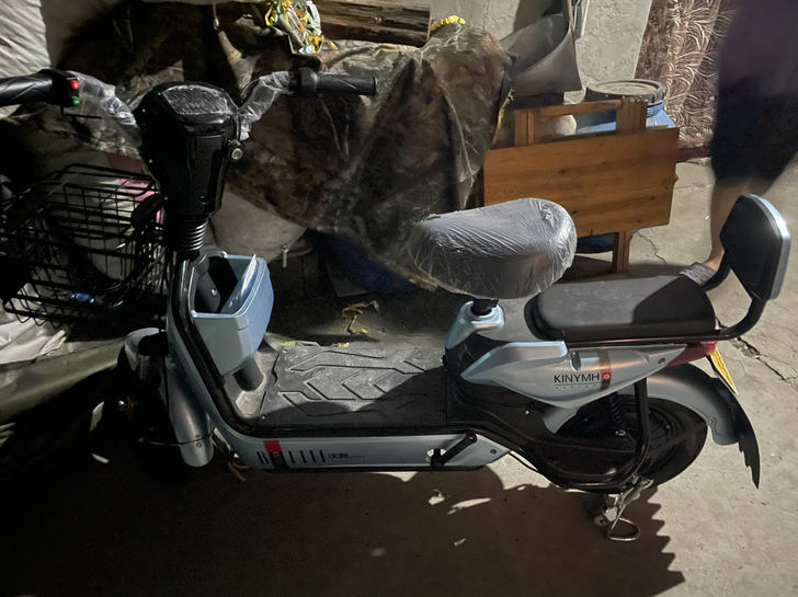 全新新车买来是换了大电池 因工作原因不需要...