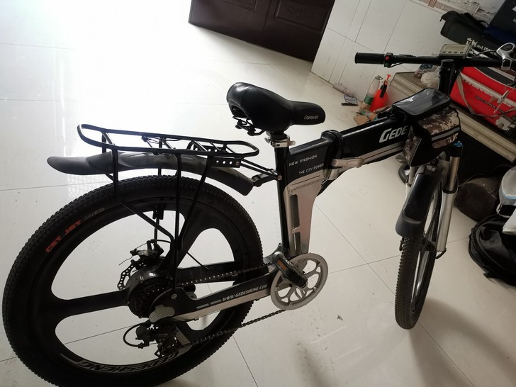 正步 26寸折叠电动车山地车自行车助力48...