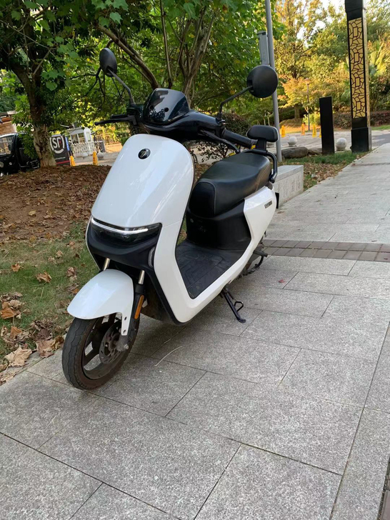 九号n70c，6月20号购买，车身使用痕迹...