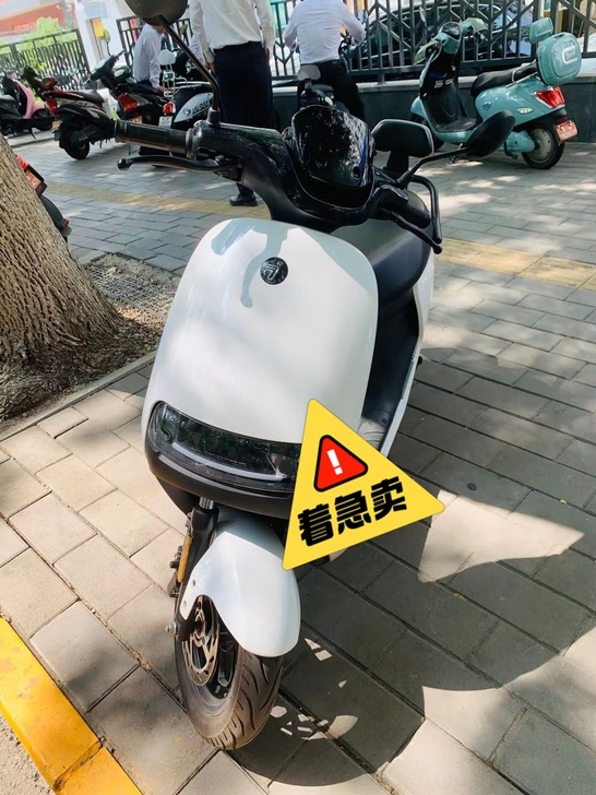 忍痛割爱！出售自用电动车，九号E80C！车...