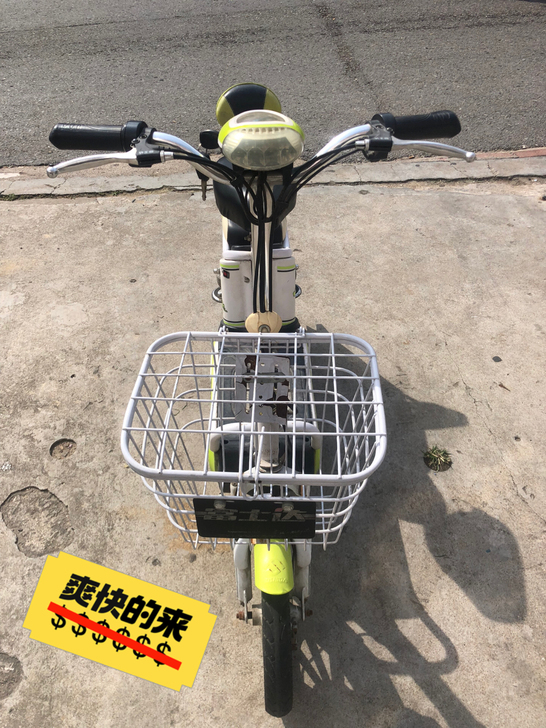 出自家两台电动车,各方面都好用电池今年才换...