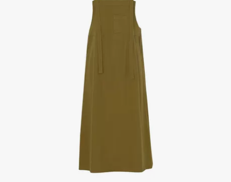 显白背带裙，没穿过 面料比较硬挺，不厚不会...