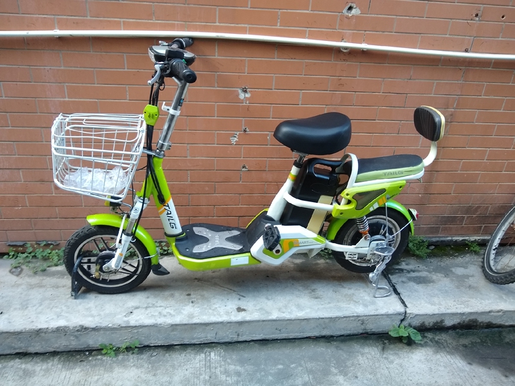台铃锂电池电动车,48V12A,电池可以取...