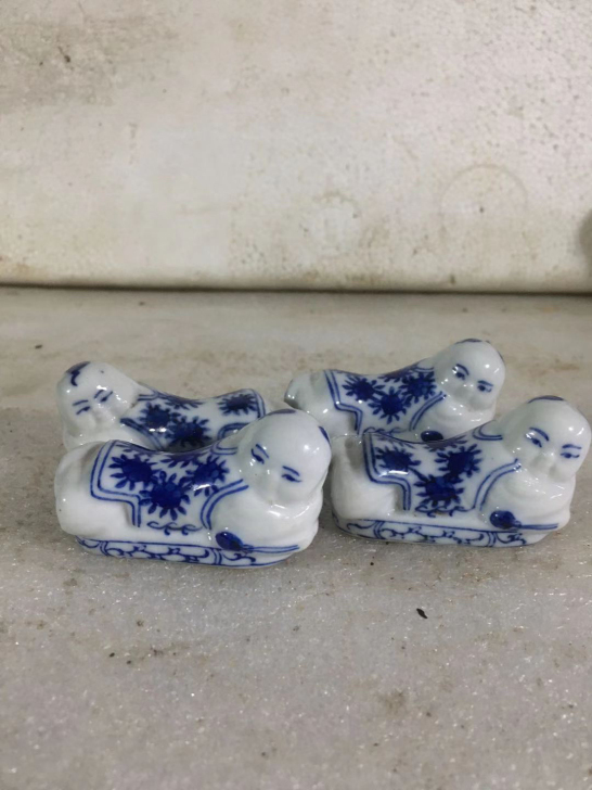 七十年代童子笔架，色泽艳丽画工精细全品无伤...