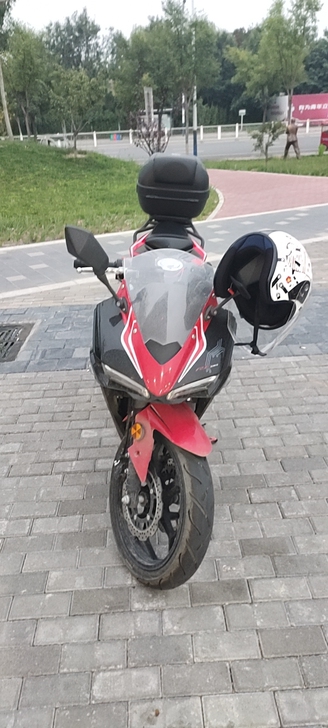 国威摩托车200cc，行驶1500多公里，...