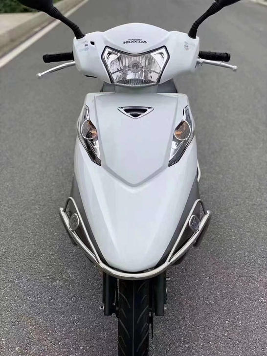 极品五羊本田三代新优酷电喷110cc 二手...