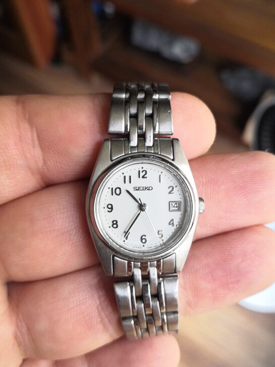 日本精工女士石英腕表